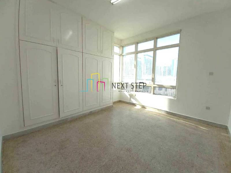 5 Exquisite Finishing 1 Bedroom Apartment with Balcony