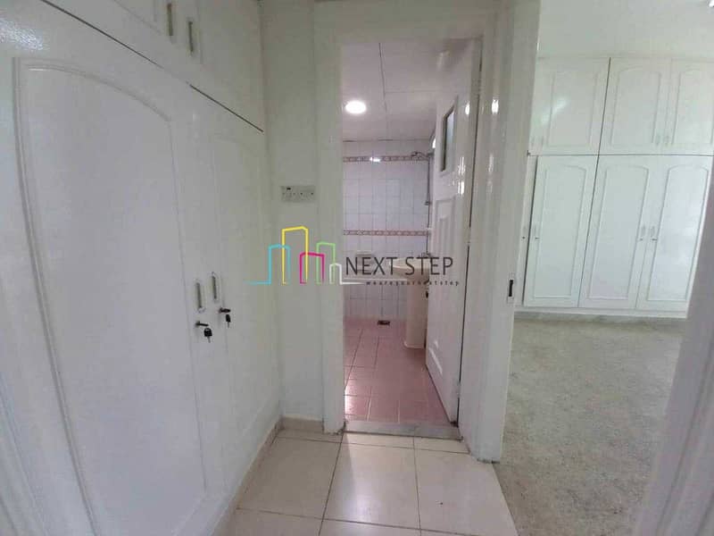 6 Exquisite Finishing 1 Bedroom Apartment with Balcony