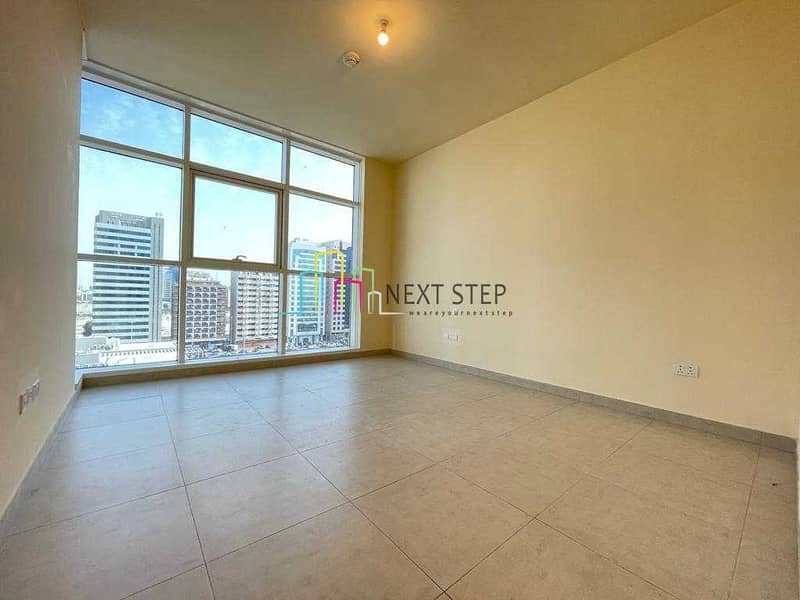 *BRAND NEW* 1 Master Bedroom Apartment with Parking plus Balcony *BRAND NEW* 1 Master Bedroom Apartment with Parking plus Balcony