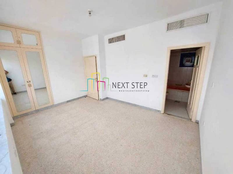 9 Captivating Spacious 3 Bedroom Apartment in Hamdan St