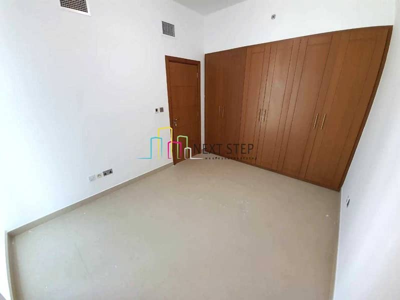 24 Balcony with All Facilities & 2 Parkings