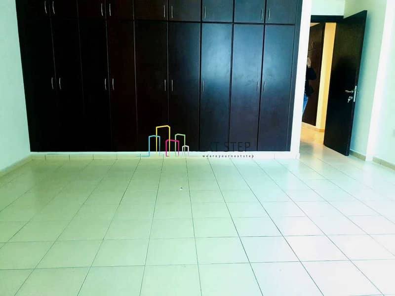5 Awesome 1 bedroom apartment with basement parking