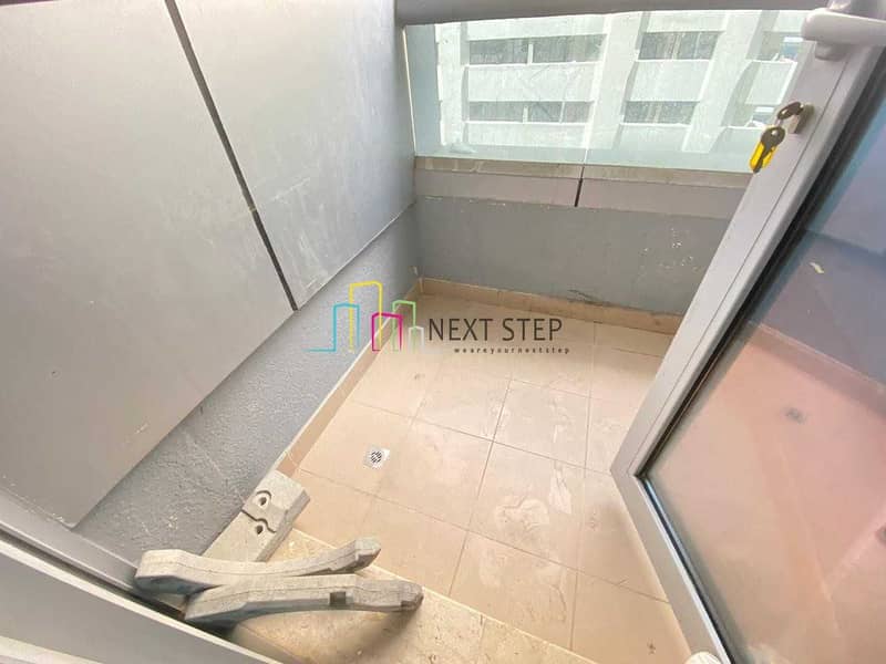 10 Spacious 2 Bedroom apartment with Balcony