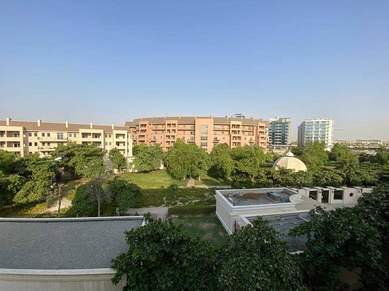 Spacious/ Immaculate /3BHK plus maid's Spacious/ Immaculate /3BHK plus maid's