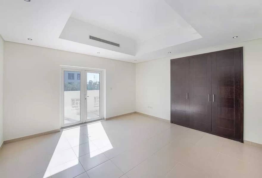 5 Rented| well maintained |Opposite park