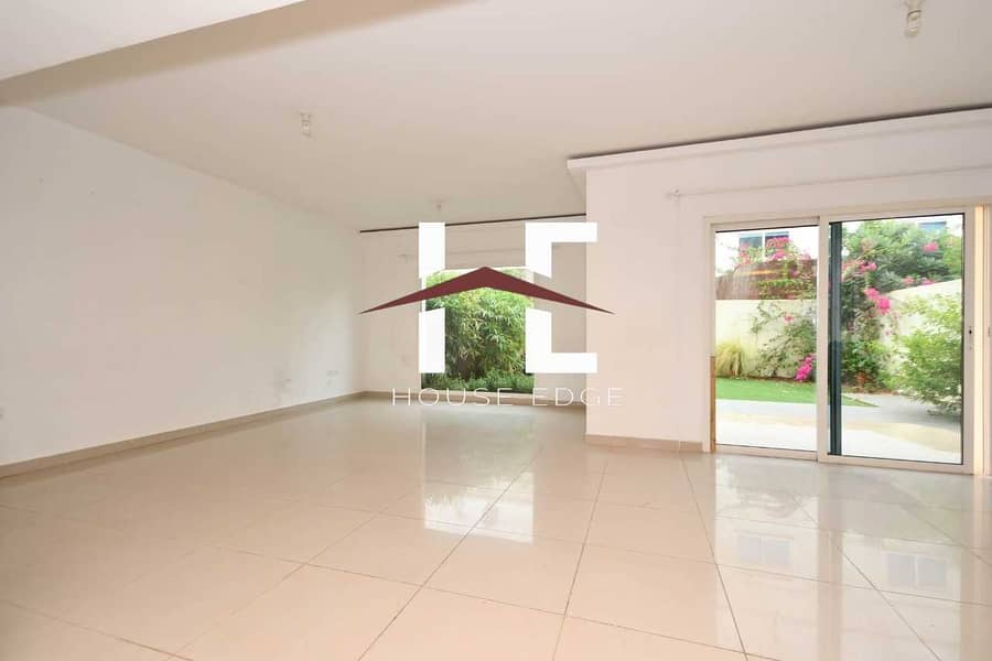 4 Sensational 4 BHK with Lovely Garden I Balcony+Maid Room