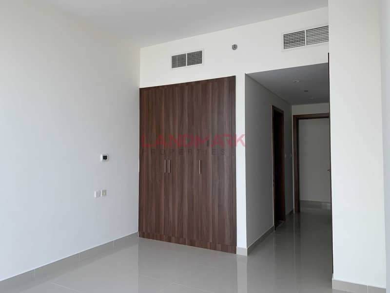 8 Modern Large 2BR | 4 Bathroom | Maid Room | Luxury tower | Full Facilities | Covered Parking