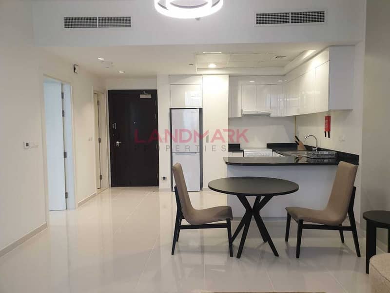 8 Brand New l Spacious Layout 1BR l Fully Furnished Pool View