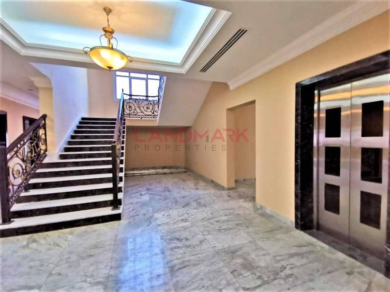7 Luxurious Brand New 6BR Villa For Rent
