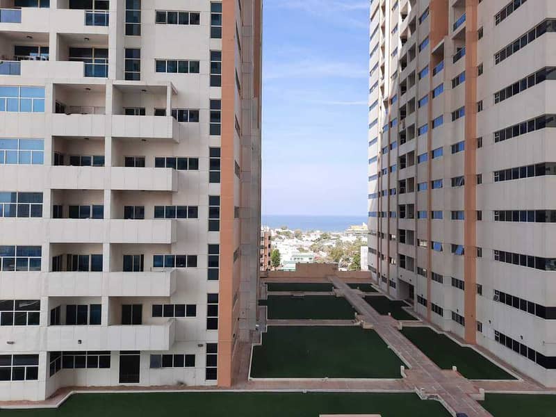 Apartment for sale with a good return on investment in Ajman One Towers, 3 rooms, hall, and a sea view