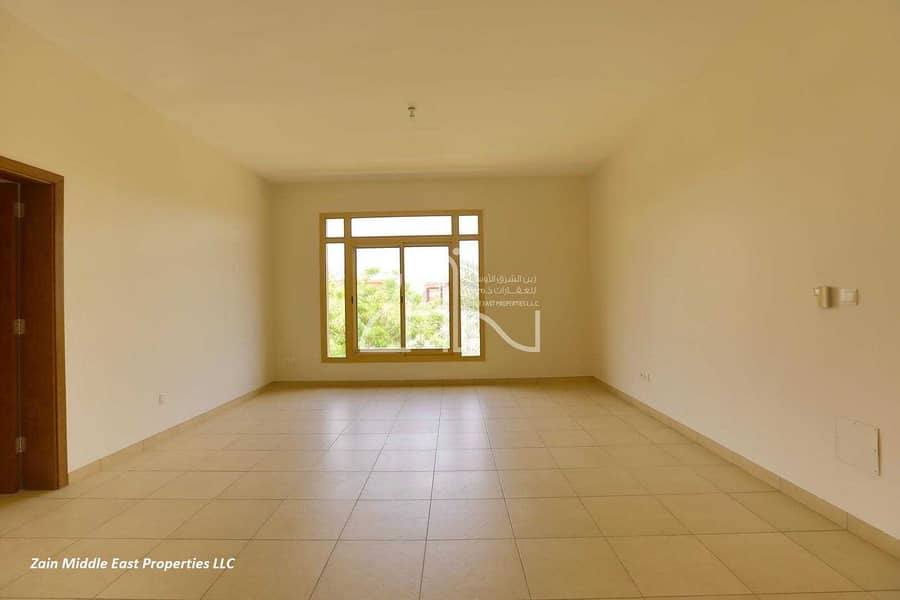 5 Spacious Single Row 5 BR Villa with Private Pool