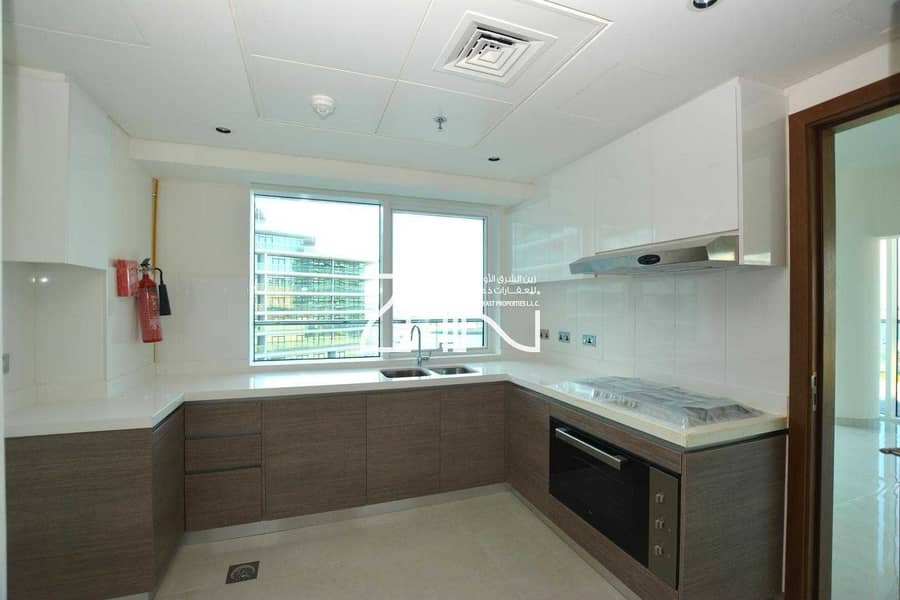 10 Sea View 3+M Large Balcony with Rental Refund