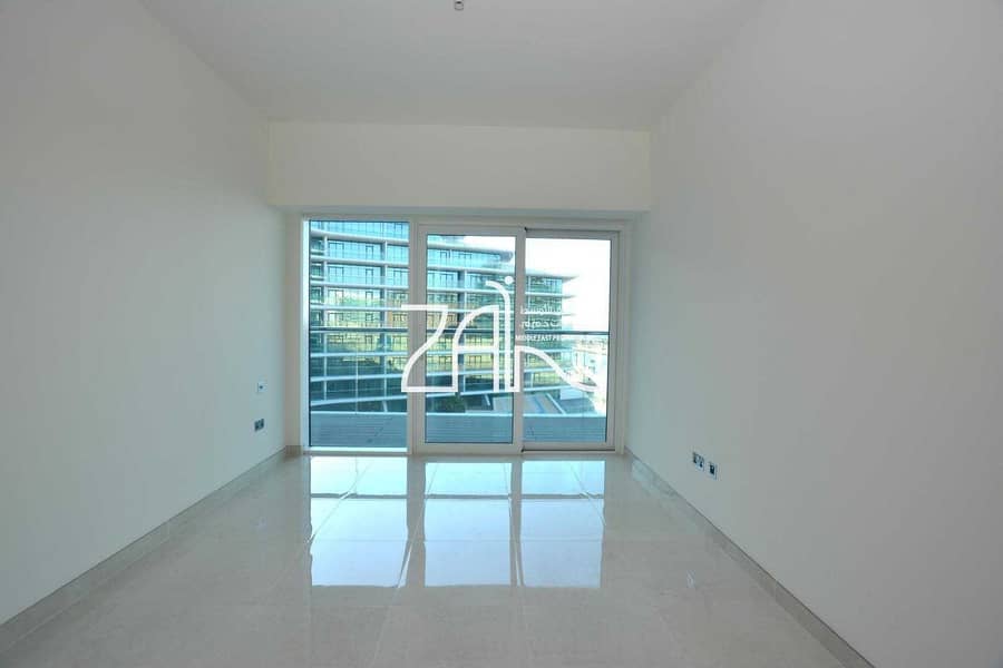8 Sea View 3+M Large Balcony with Rental Refund