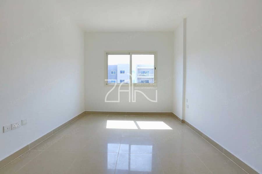 4 Hot Deal! Amazing 2 BR Apt Type B with Balcony