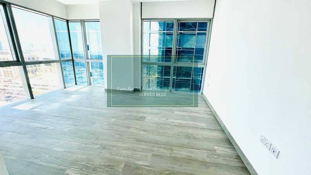 21 Brand New! Superb Residence in Partial Sea View! Maids Room !