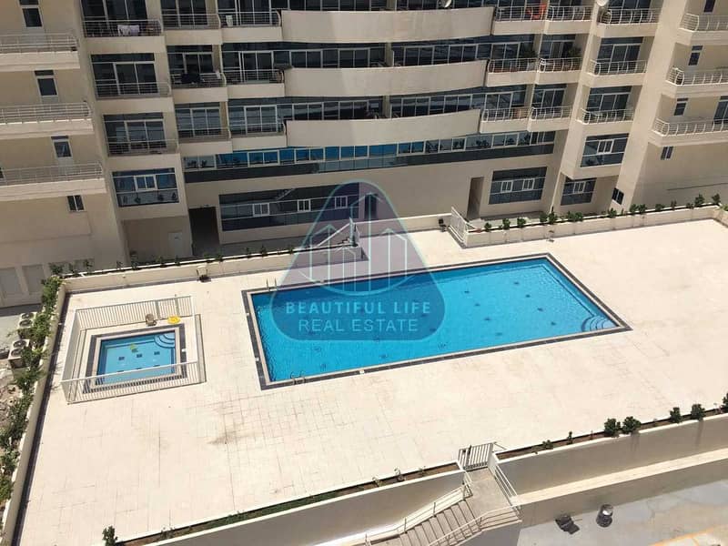 11 GOLF & POOL VIEW | LOW RENT | CLEAN BUILDING