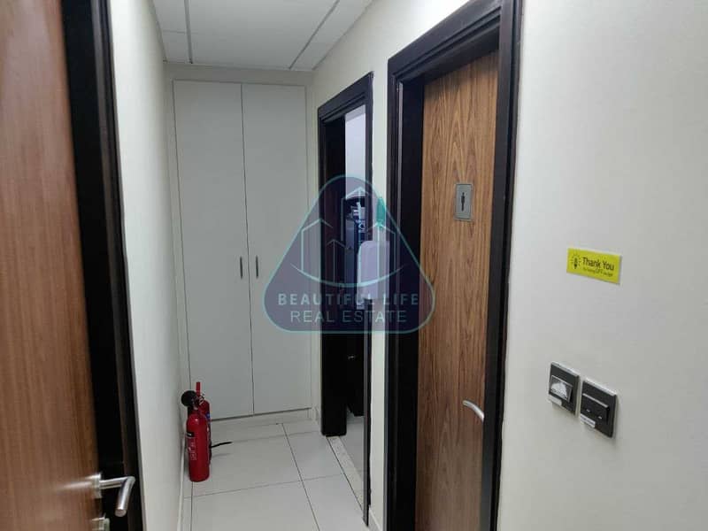 41 LAVISH OFFICE FLOOR FOR SALE IN BUSINESS BAY ASPECT TOWER