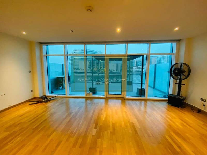 15 Sea View! 2 Bed duplex with appliances