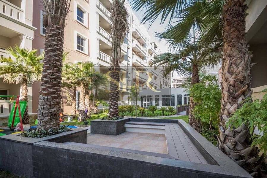 13 Stunning 1 Bed | Pristine Condition | Pool View