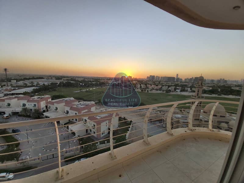 2 Golf Course View  Spacious One Bedroom With Balcony