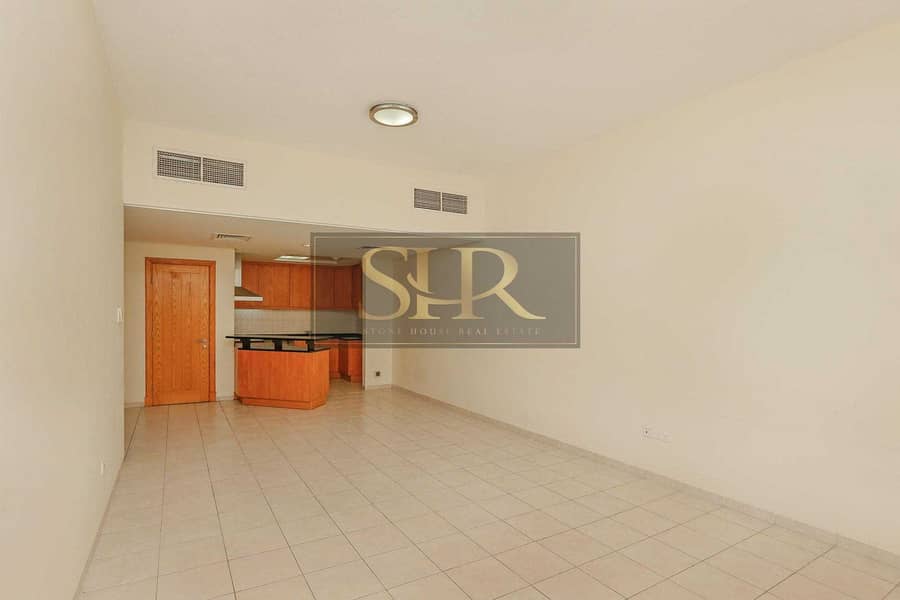 Prime Location Next to Metro | Unfurnished