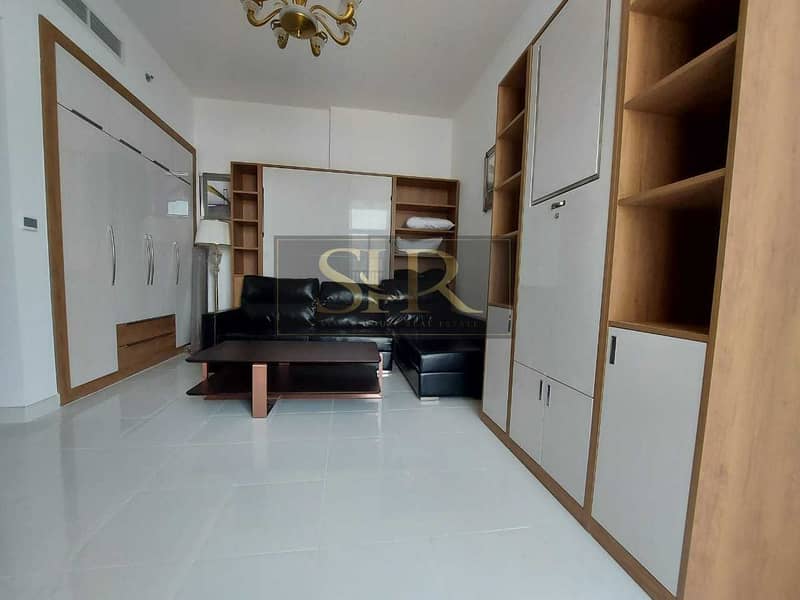 7 Brand New Fully Furnished 2 Bed Apt IN Glamz