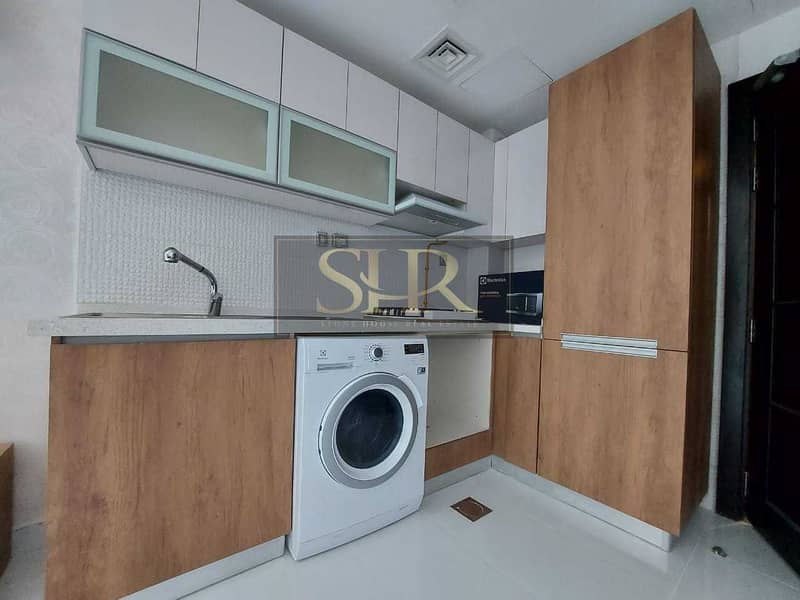 13 Brand New Fully Furnished 2 Bed Apt IN Glamz
