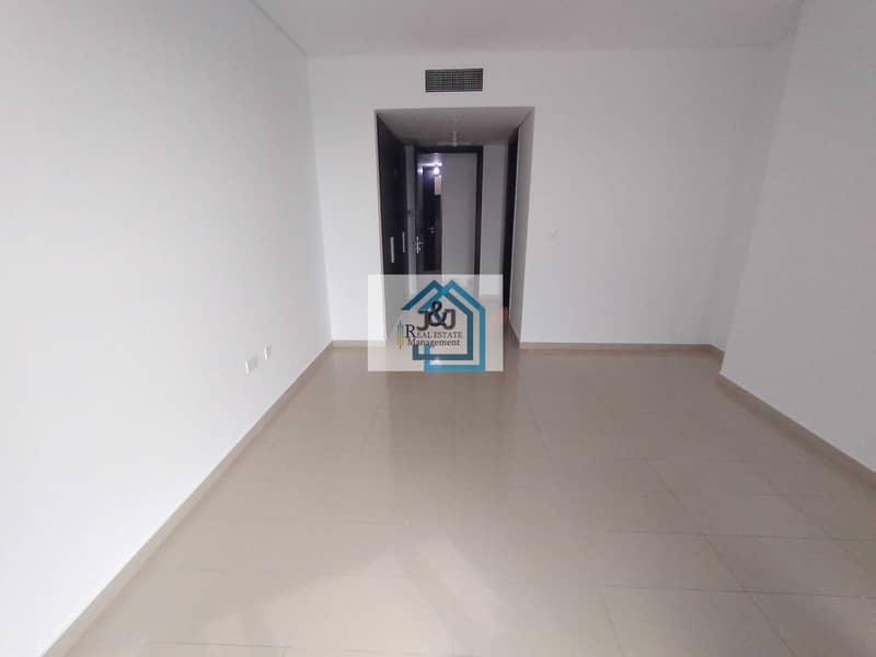 7 Delightful 2 BR apartment is waiting for you! hurry while its gonna late.
