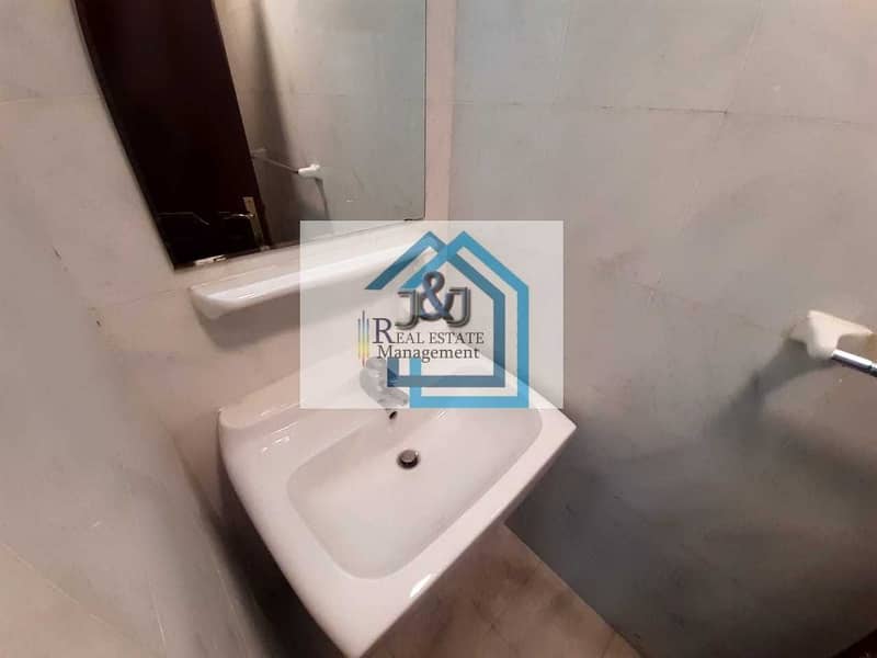 19 |NO COMMISSION|Amazing 3 bhk apartment @ khalidiya