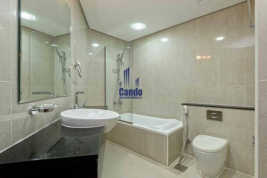 9 High Floor Canal View Fully Furnished Vacant