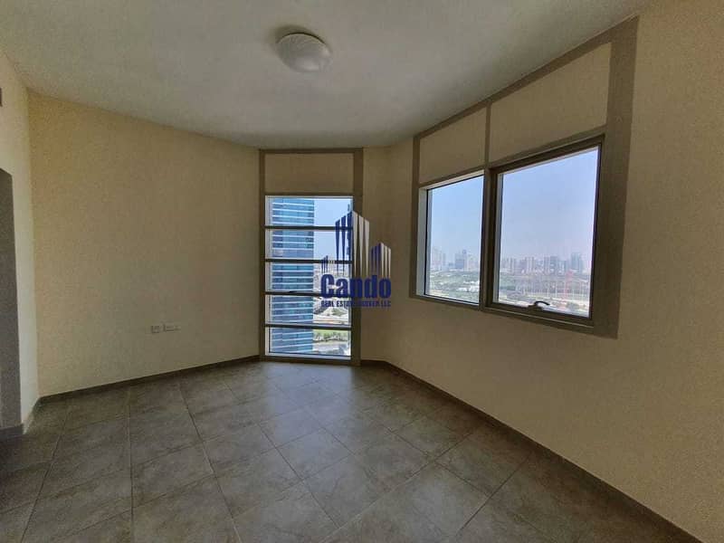 9 Lake View / Huge / Maid's Room / JLT