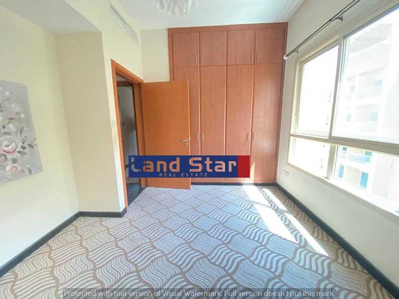 14 2Bhk | Study Room | Prime location | Vacant