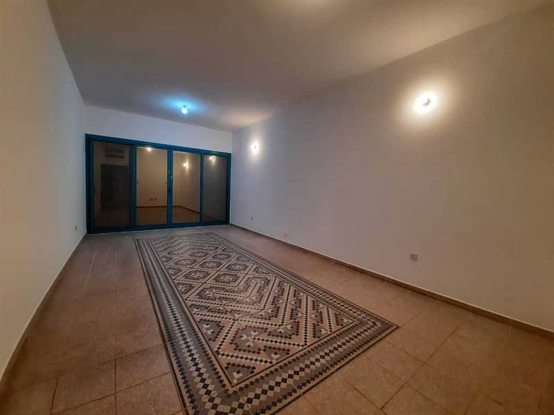 Квартира в Хамдан Стрит, 2 cпальни, 49999 AED - 5080918