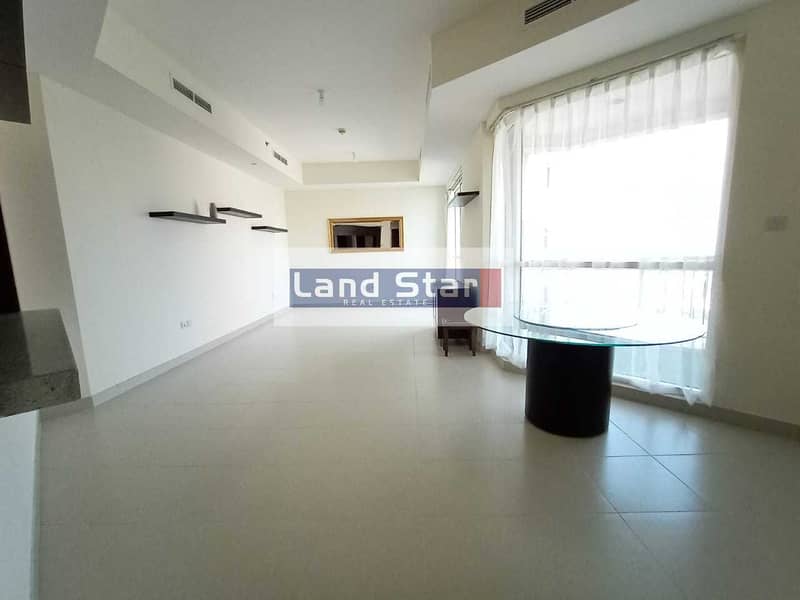 12 LAKE AND COMMUNITY  VIEW | WELL MAINTAINED  2BHK |Ready to Move