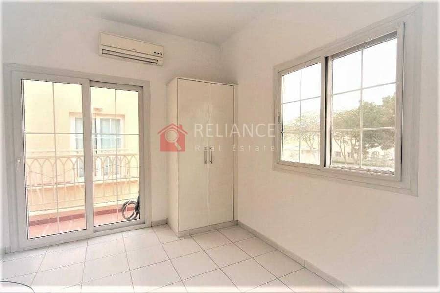 10 Single Lane | Type 4M - Closed Kitchen | 2 Bedroom