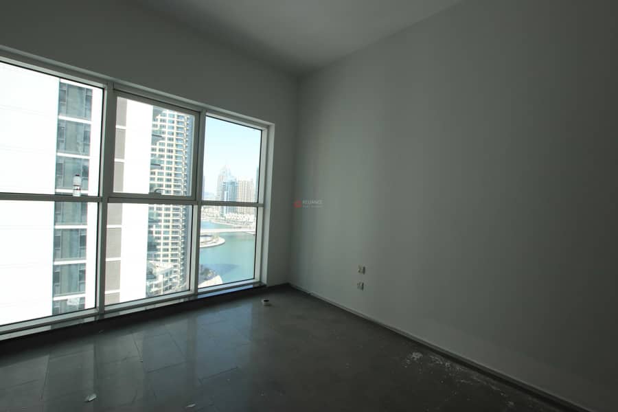 3 large 1 bedroom with balcony for rent in Jam Marina