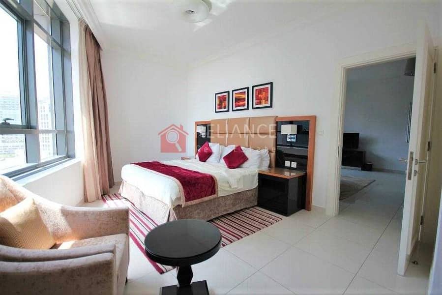 11 Luxurious Furnished 1 Bedroom 1.5 Bath - Pool View