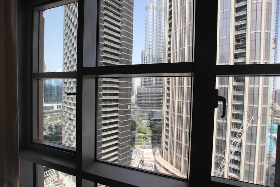 13 Luxury Apartment | Partial Burj  Khalifa View | Bright Apartment