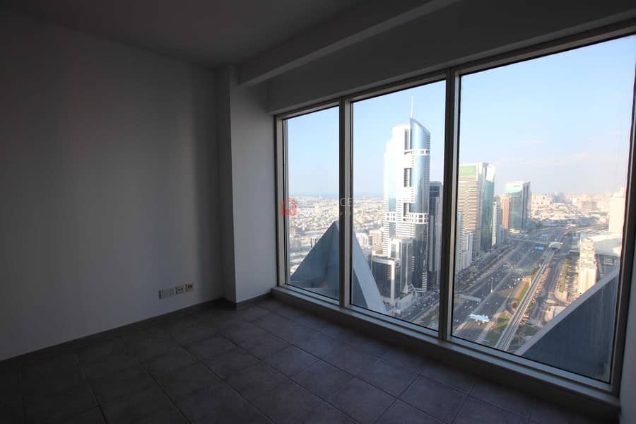 3 FREE DEWA 1 BR APARTMENT FOR RENT IN DIFC