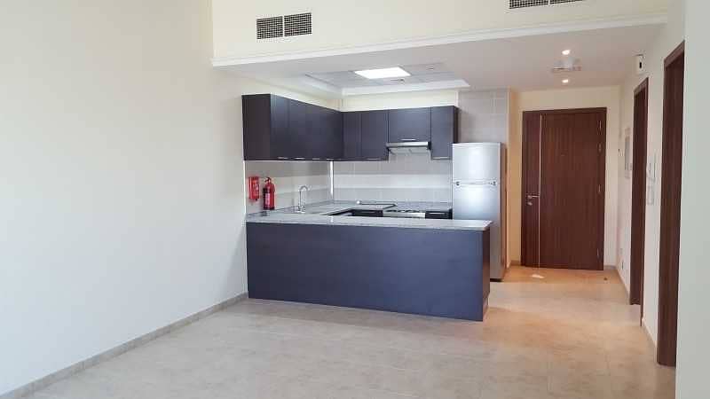 5 Large 1Bedroom+Balcony | Kitchen Fully Equipped