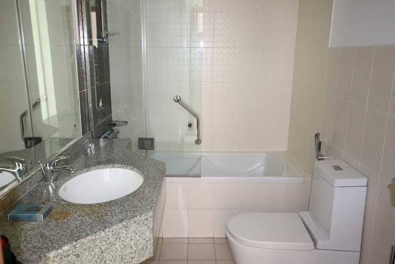 3 Fully Equipped Kitchen |Pool View | Middle Unit |1BR+Blcny
