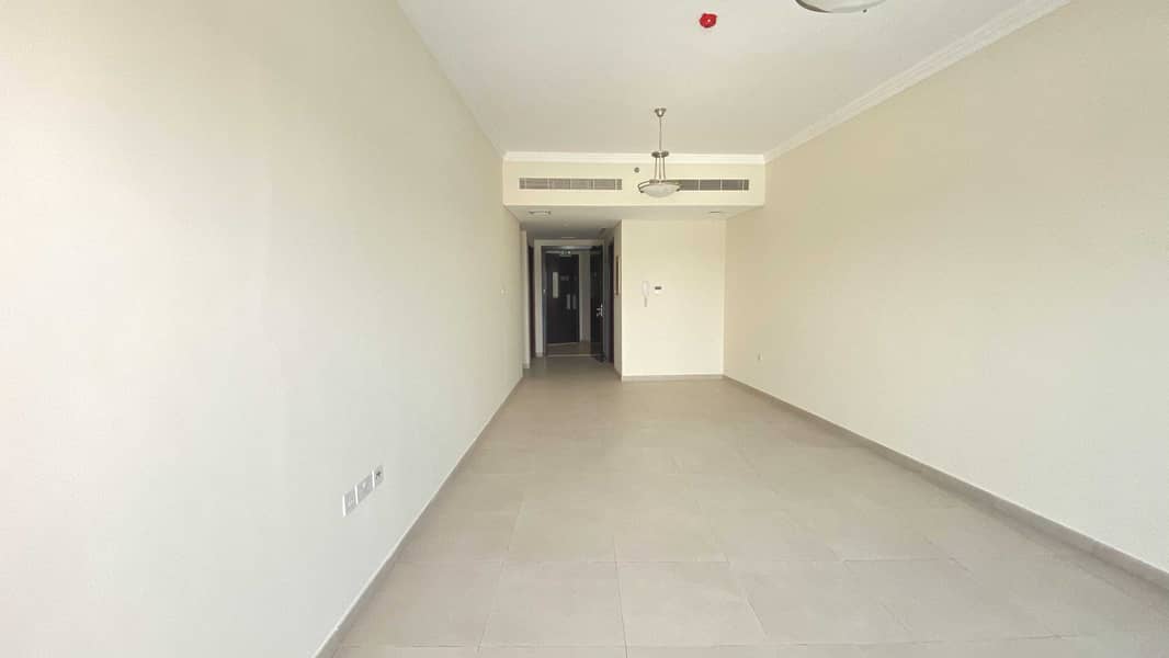 12 200 Sq Ft- 3 BR+ Maid Room -2 Parking- 30 Days Free- 12 Cheques