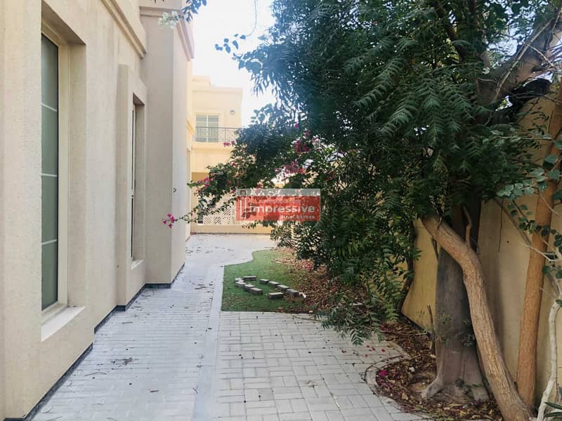 14 Big Deal I 4BR+Maid Room Villa with full facilities in Al Safa at 180K