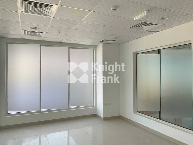 11 High quality office | 650 KW Power | Column less