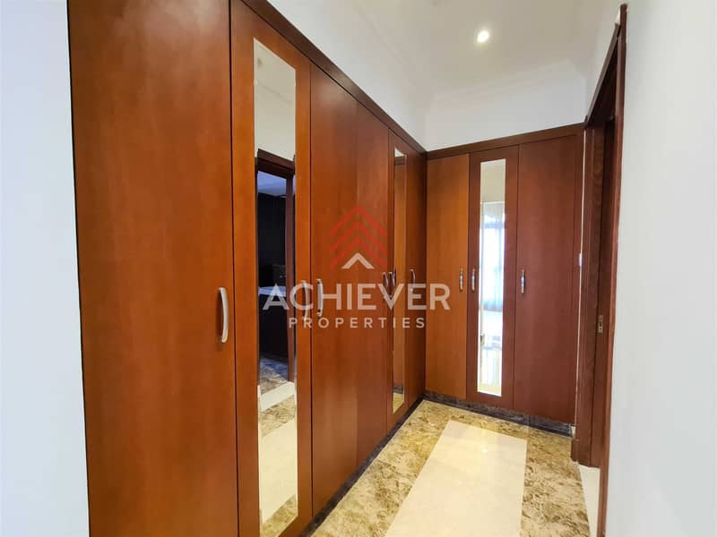7 Golf View | Swimming Pool | Vacant On Transfer