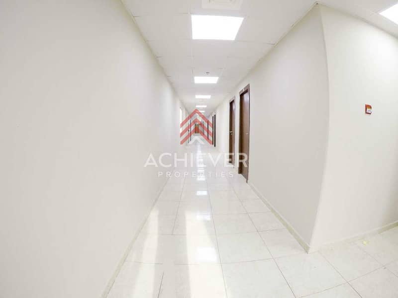 5 AED 1600/Year | Hot Deal | 6 Person Room