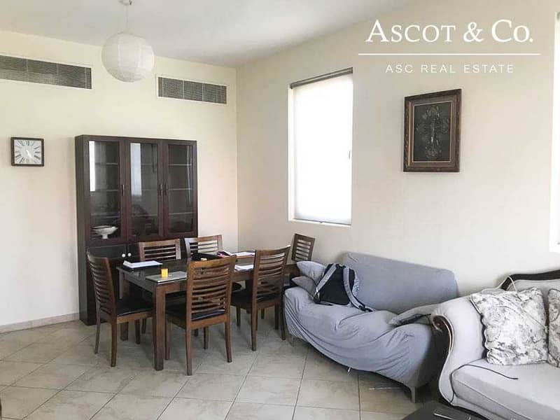 9 SPACIOUS APARTMENT|AVAILABLE JULY|3 BED|