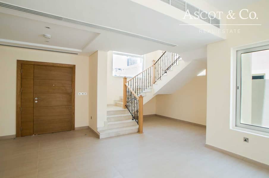 3 Close To The Souk | 4 Beds | Open Layout