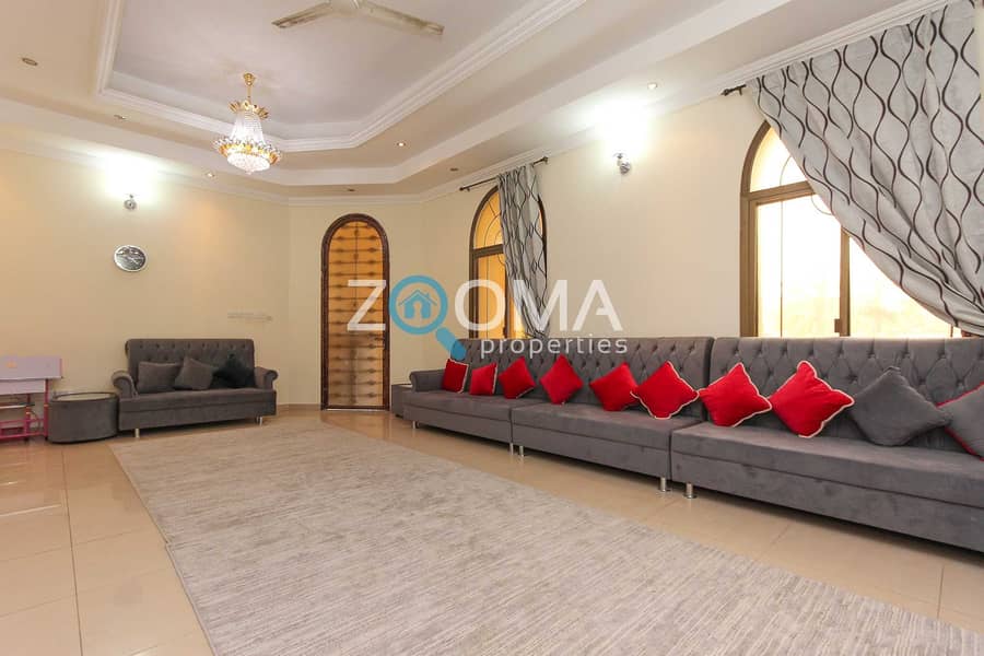 2 Great location / Big Villa in Al Barsha 2