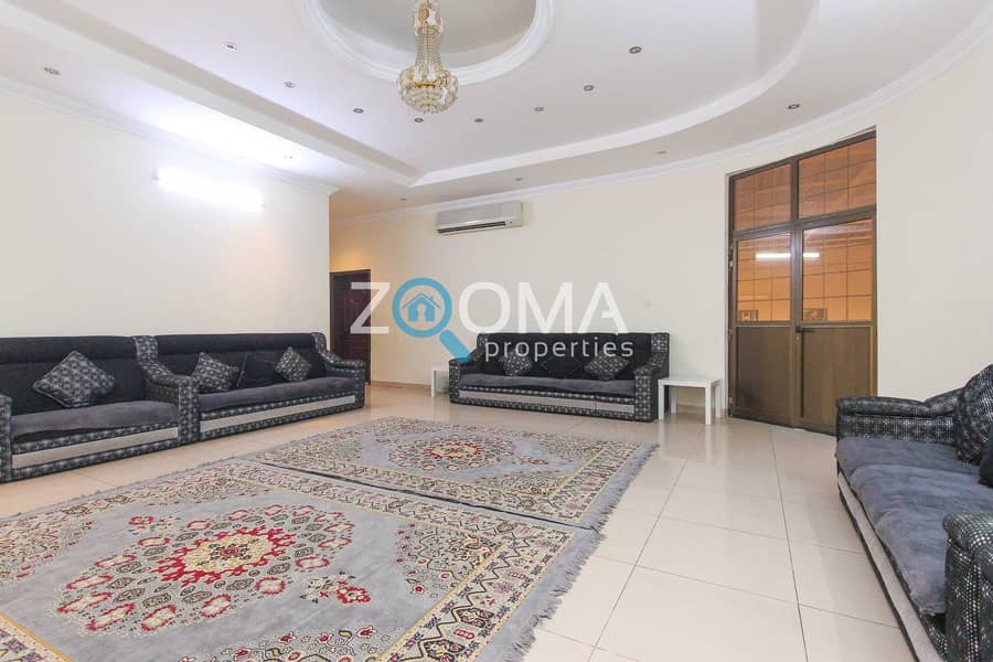 5 Great location / Big Villa in Al Barsha 2